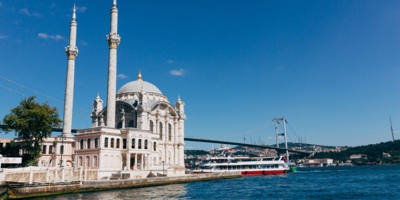 Kumsal Gezi Tekneleri Farkını Keşfedin - Ortaköy İstanbul